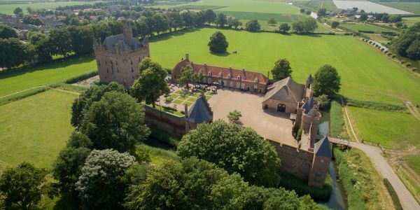 B & B Kasteel Doornenburg